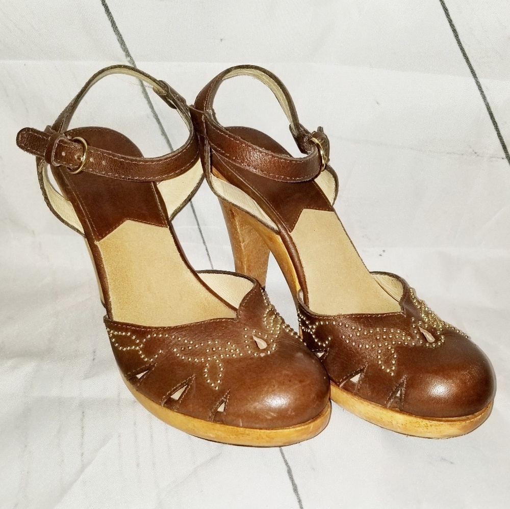 Women's Michael Kors Brown Heels Size 8